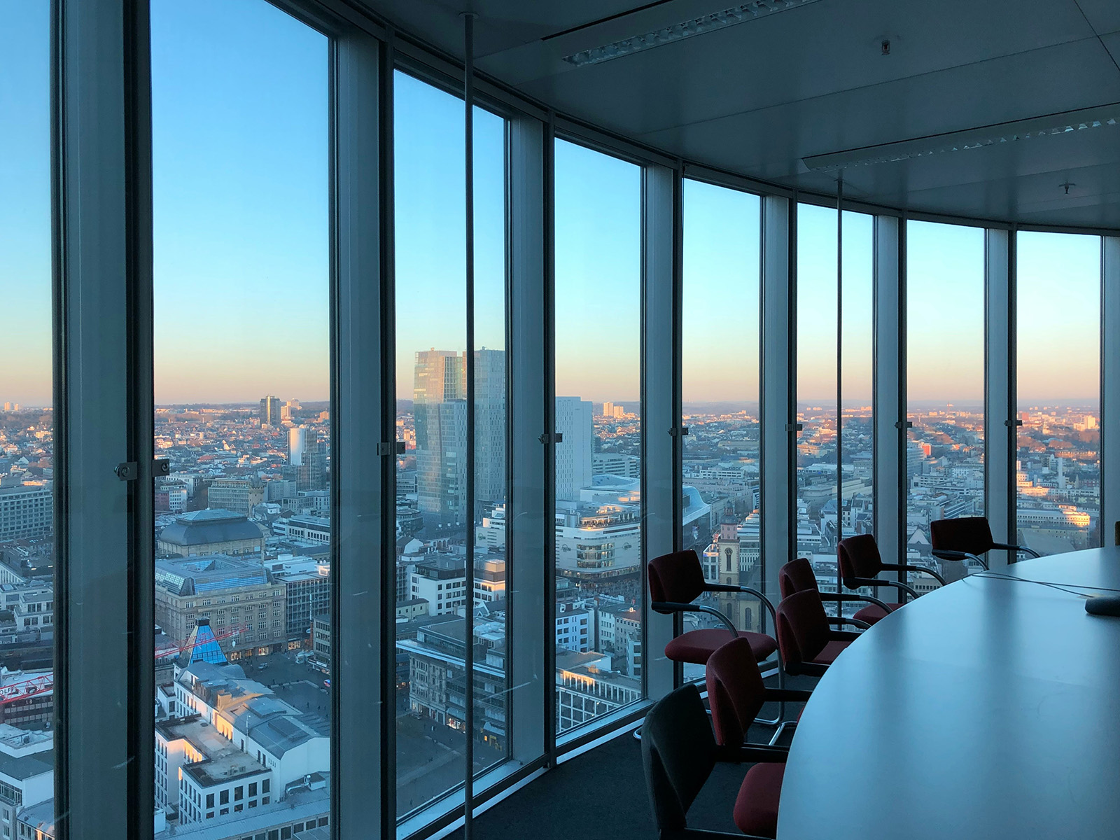 Professional advisory environment